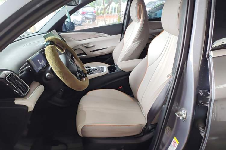Used BYD Song Pro New Energy 2023 Champion Edition DM-i 110KM Excellence Model Left Front Seat