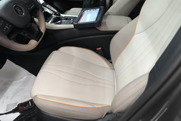Used BYD Song Pro New Energy 2023 Champion Edition DM-i 71KM Beyond Model Left Front Seat