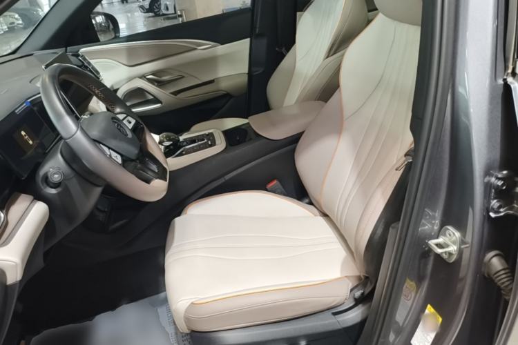 Used BYD Song Pro New Energy 2023 Champion Edition DM-i 71KM Leading Model Left Front Seat