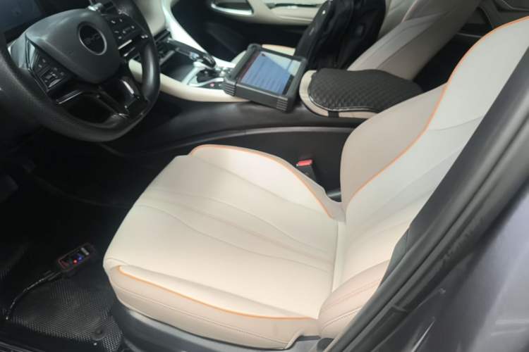Used BYD Song Pro New Energy 2023 Champion Edition DM-i 110KM Beyond Model Left Front Seat