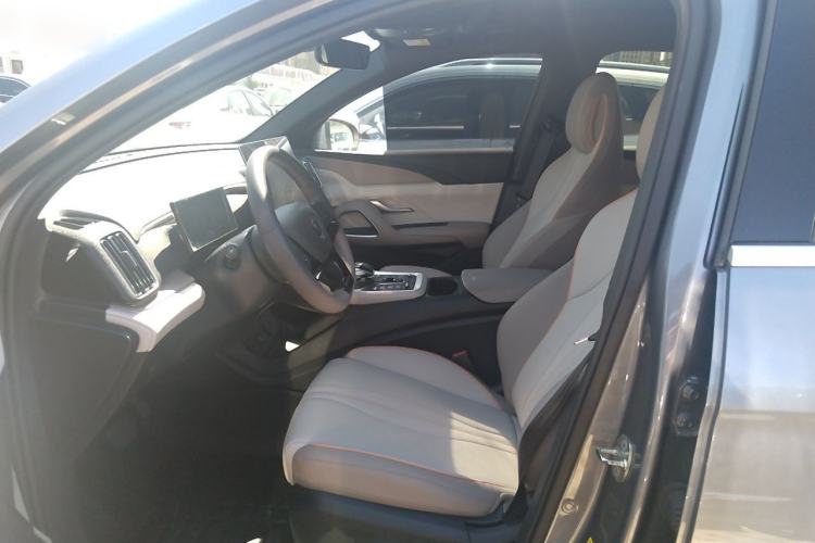 Used BYD Song Pro New Energy 2023 Champion Edition DM-i 110KM Excellence Model Left Front Seat