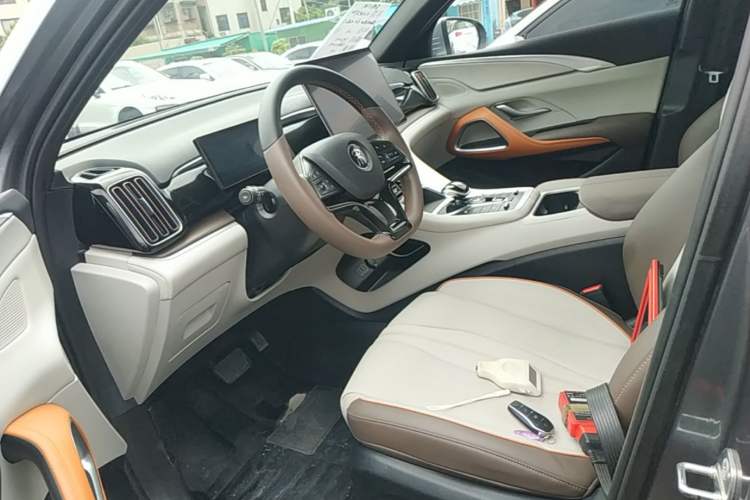 Used BYD Song Pro New Energy 2023 Champion Edition DM-i 110KM Excellence Model Left Front Seat