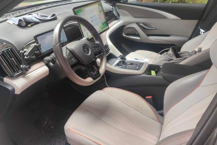 Used BYD Song Pro New Energy 2023 Champion Edition DM-i 110KM Excellence Model Left Front Seat