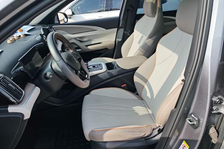Used BYD Song Pro New Energy 2023 Champion Edition DM-i 71KM Leading Model Left Front Seat