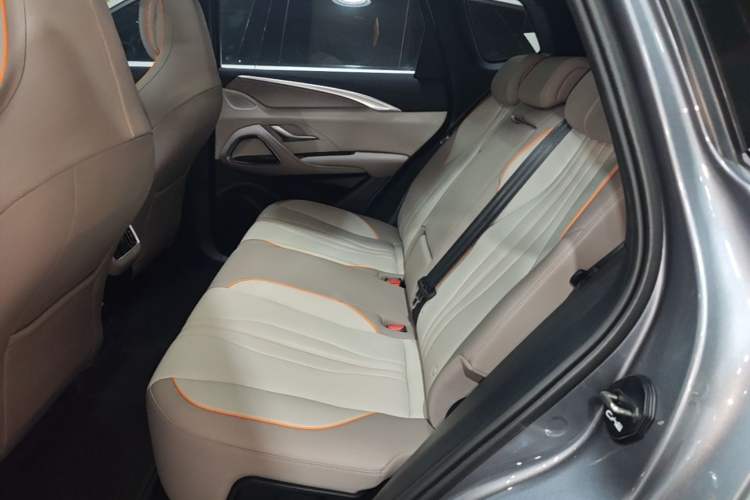 Used BYD Song Pro New Energy 2023 Champion Edition DM-i 110KM Beyond Model Left Rear Seat