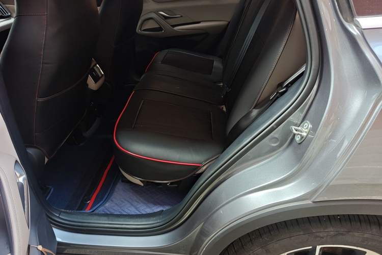 Used BYD Song Pro New Energy 2023 Champion Edition DM-i 110KM Beyond Model Left Rear Seat