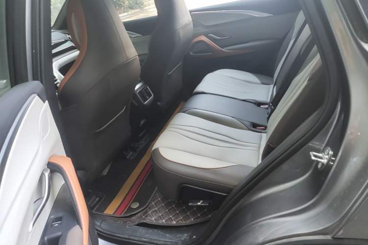 Used BYD Song Pro New Energy 2023 Champion Edition DM-i 110KM Beyond Model Left Rear Seat