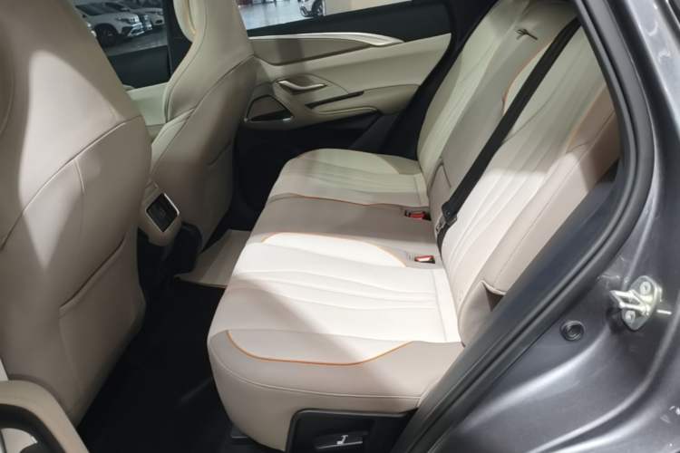 Used BYD Song Pro New Energy 2023 Champion Edition DM-i 71KM Leading Model Left Rear Seat