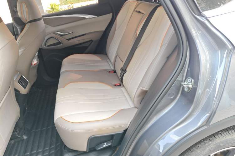 Used BYD Song Pro New Energy 2023 Champion Edition DM-i 71KM Navigation Model Left Rear Seat