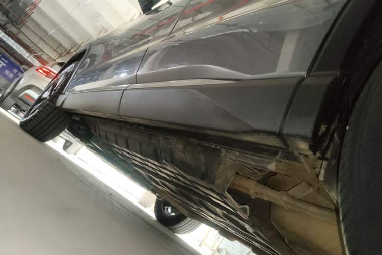 Used BYD Song Pro New Energy 2023 Champion Edition DM-i 71KM Navigation Model Left Side Sill