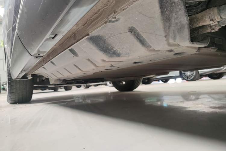 Used BYD Song Pro New Energy 2023 Champion Edition DM-i 110KM Beyond Model Left Side Sill