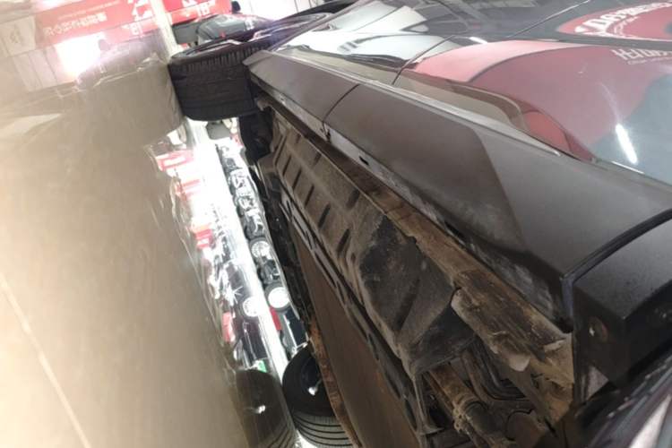 Used BYD Song Pro New Energy 2023 Champion Edition DM-i 110KM Excellence Model Left Side Sill