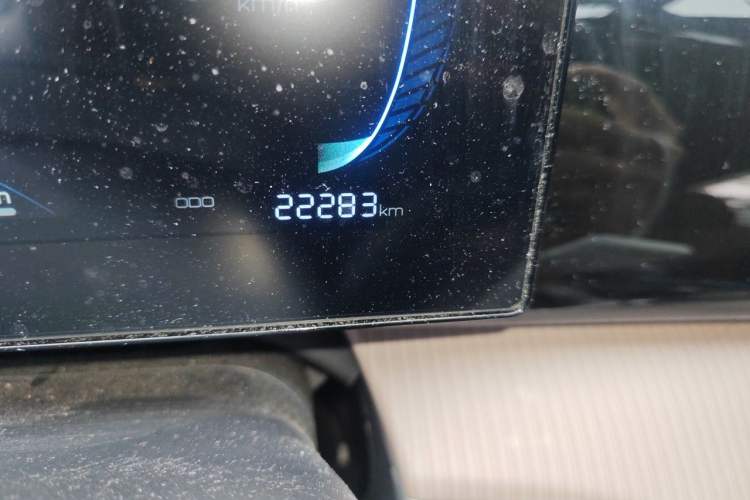 Used BYD Song Pro New Energy 2023 Champion Edition DM-i 71KM Leading Model Odometer Close Up