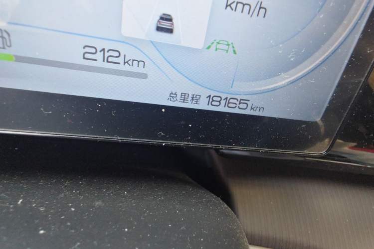 Used BYD Song Pro New Energy 2023 Champion Edition DM-i 110KM Beyond Model Odometer Close Up