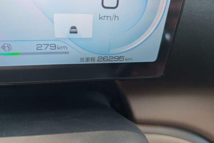 Used BYD Song Pro New Energy 2023 Champion Edition DM-i 110KM Excellence Model Odometer Close Up