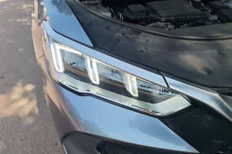 Used BYD Song Pro New Energy 2023 Champion Edition DM-i 110KM Excellence Model Right Front Headlight