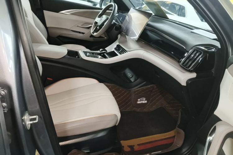 Used BYD Song Pro New Energy 2023 Champion Edition DM-i 110KM Excellence Model Right Front Seat