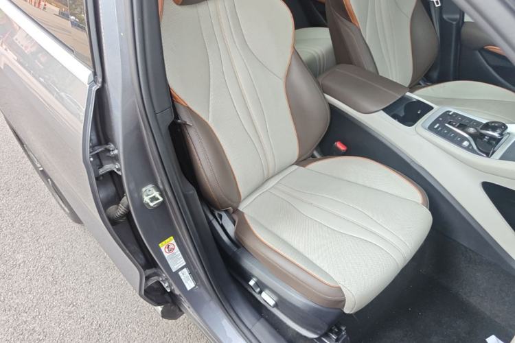 Used BYD Song Pro New Energy 2023 Champion Edition DM-i 110KM Excellence Model Right Front Seat
