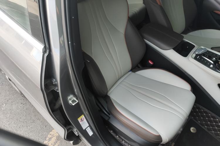 Used BYD Song Pro New Energy 2023 Champion Edition DM-i 110KM Beyond Model Right Front Seat