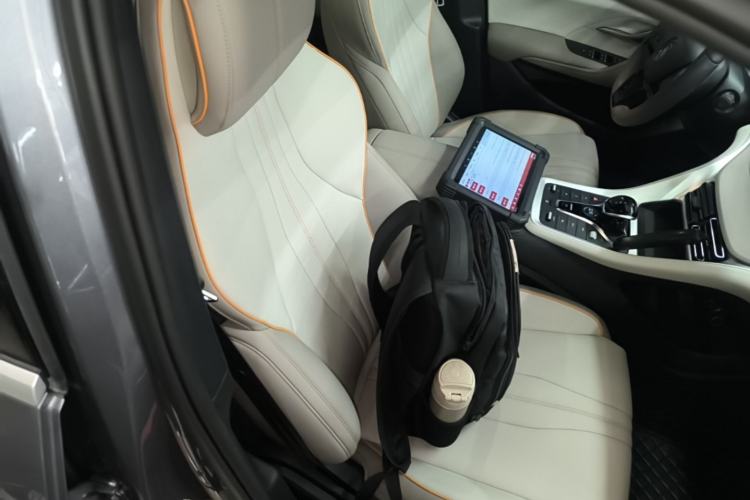 Used BYD Song Pro New Energy 2023 Champion Edition DM-i 71KM Beyond Model Right Front Seat