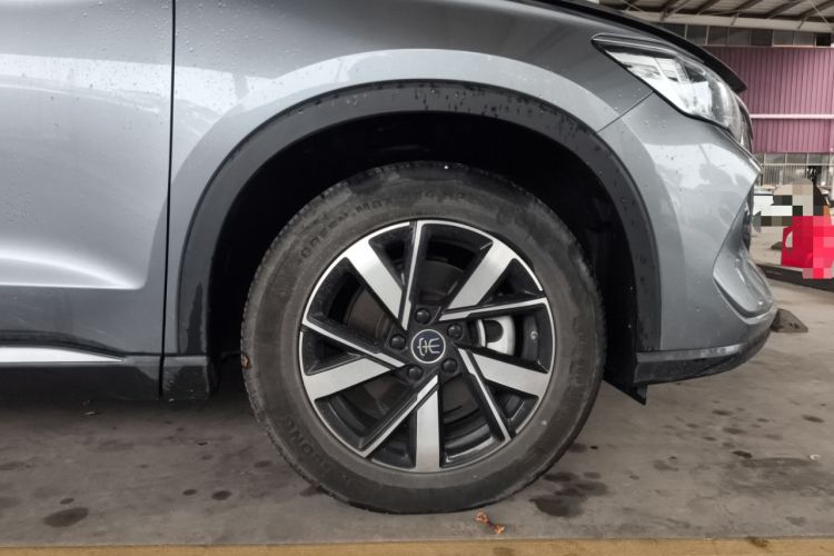Used BYD Song Pro New Energy 2023 Champion Edition DM-i 71KM Navigation Model Right Front Wheel Hub