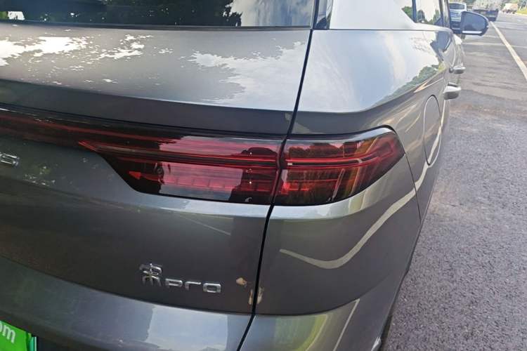 Used BYD Song Pro New Energy 2023 Champion Edition DM-i 71KM Beyond Model Right Rear Taillight