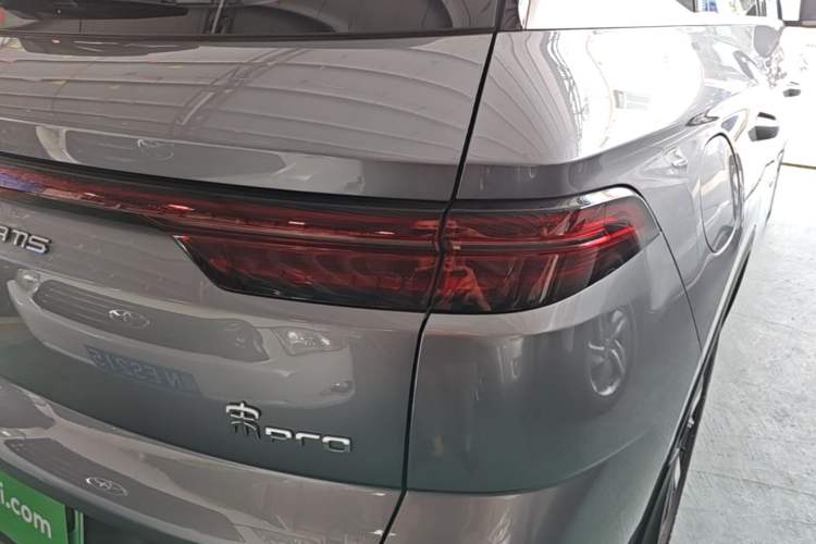 Used BYD Song Pro New Energy 2023 Champion Edition DM-i 110KM Beyond Model Right Rear Taillight