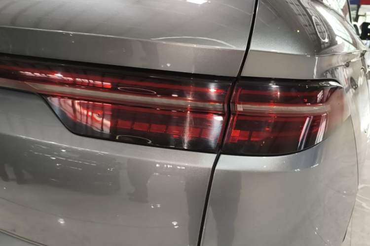 Used BYD Song Pro New Energy 2023 Champion Edition DM-i 71KM Leading Model Right Rear Taillight