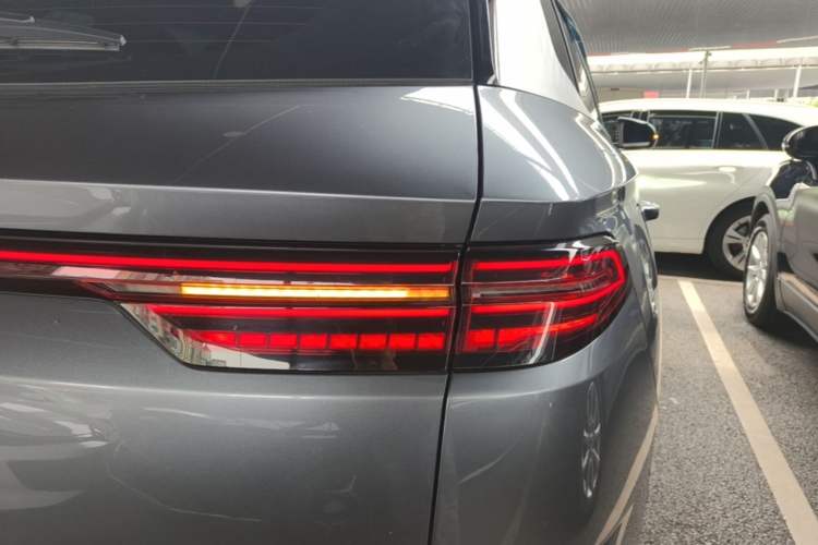 Used BYD Song Pro New Energy 2023 Champion Edition DM-i 71KM Beyond Model Right Rear Taillight