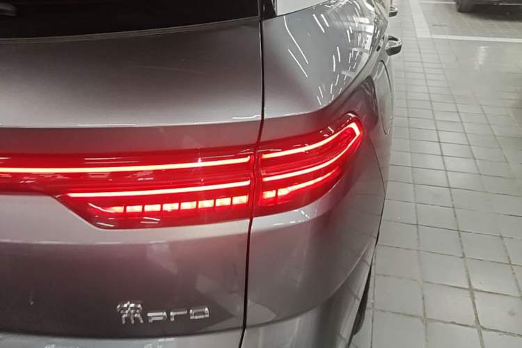 Used BYD Song Pro New Energy 2023 Champion Edition DM-i 110KM Excellence Model Right Rear Taillight