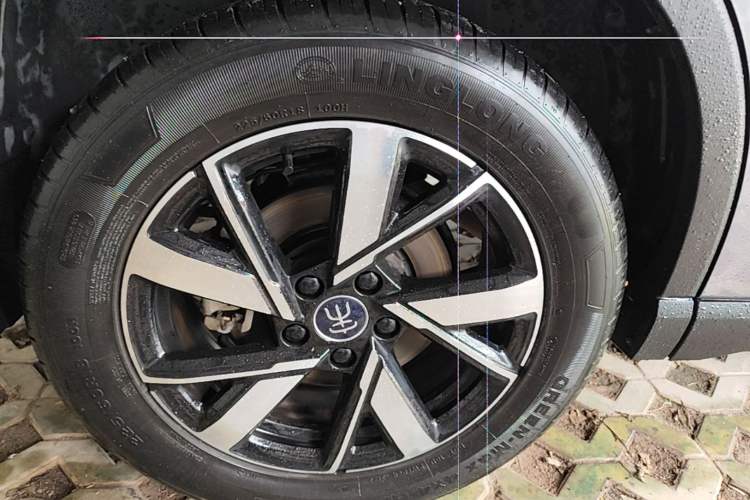 Used BYD Song Pro New Energy 2023 Champion Edition DM-i 110KM Beyond Model Right Rear Wheel Hub
