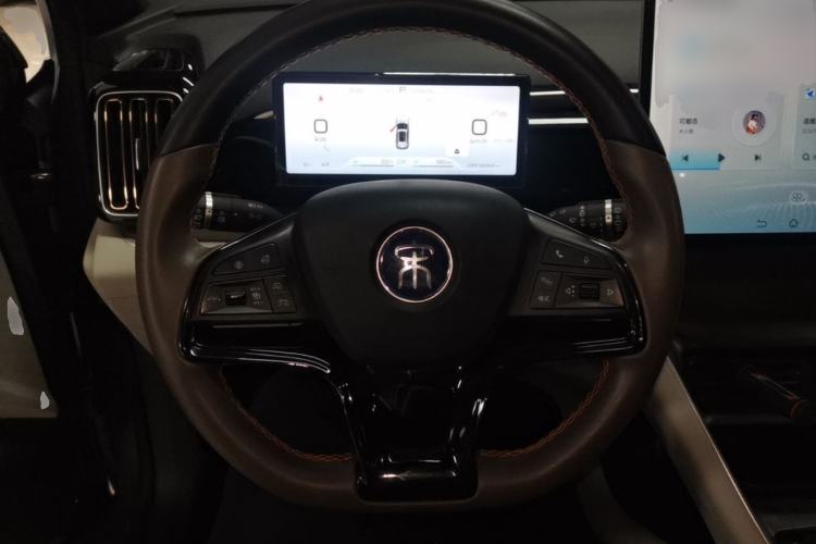 Used BYD Song Pro New Energy 2023 Champion Edition DM-i 110KM Excellence Model Steering Wheel