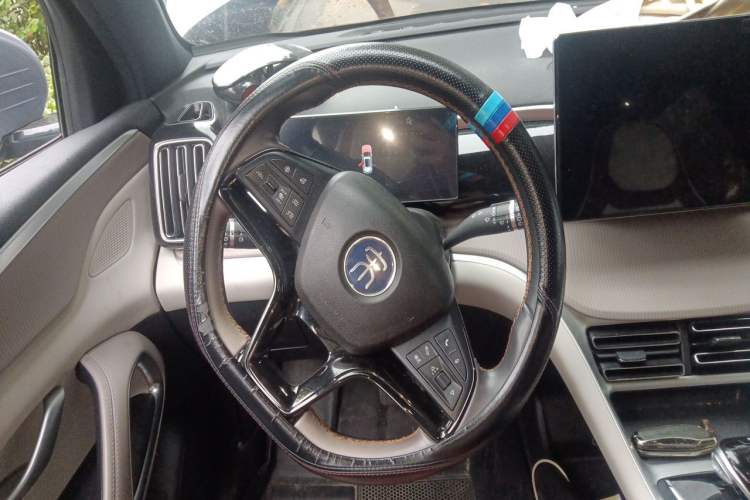 Used BYD Song Pro New Energy 2023 Champion Edition DM-i 110KM Beyond Model Steering Wheel