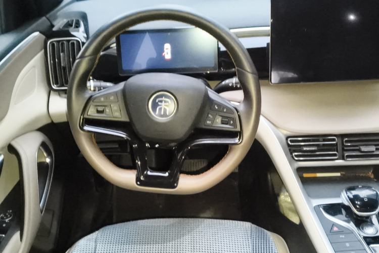 Used BYD Song Pro New Energy 2023 Champion Edition DM-i 110KM Beyond Model Steering Wheel