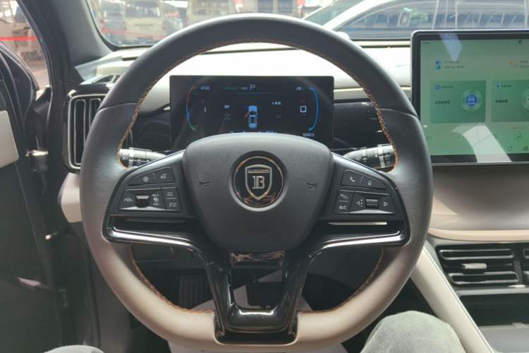 Used BYD Song Pro New Energy 2023 Champion Edition DM-i 71KM Beyond Model Steering Wheel