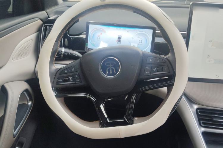 Used BYD Song Pro New Energy 2023 Champion Edition DM-i 110KM Excellence Model Steering Wheel
