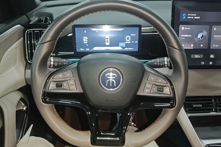Used BYD Song Pro New Energy 2023 Champion Edition DM-i 110KM Excellence Model Steering Wheel