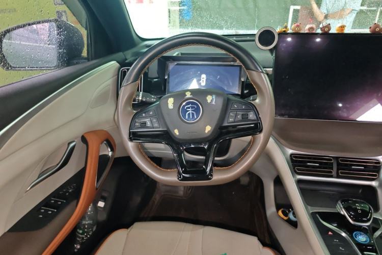 Used BYD Song Pro New Energy 2023 Champion Edition DM-i 110KM Excellence Model Steering Wheel