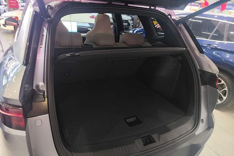 Used BYD Song Pro New Energy 2023 Champion Edition DM-i 110KM Excellence Model Trunk