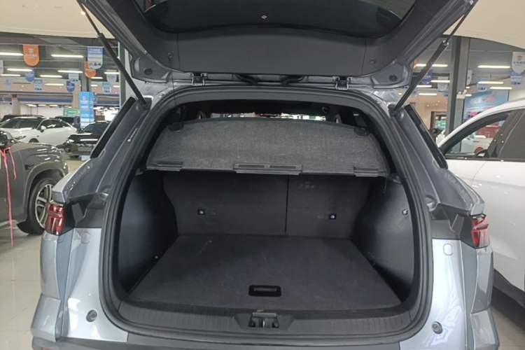 Used BYD Song Pro New Energy 2023 Champion Edition DM-i 71KM Leading Model Trunk
