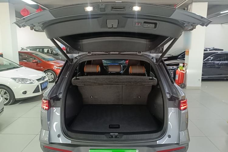 Used BYD Song Pro New Energy 2023 Champion Edition DM-i 110KM Excellence Model Trunk