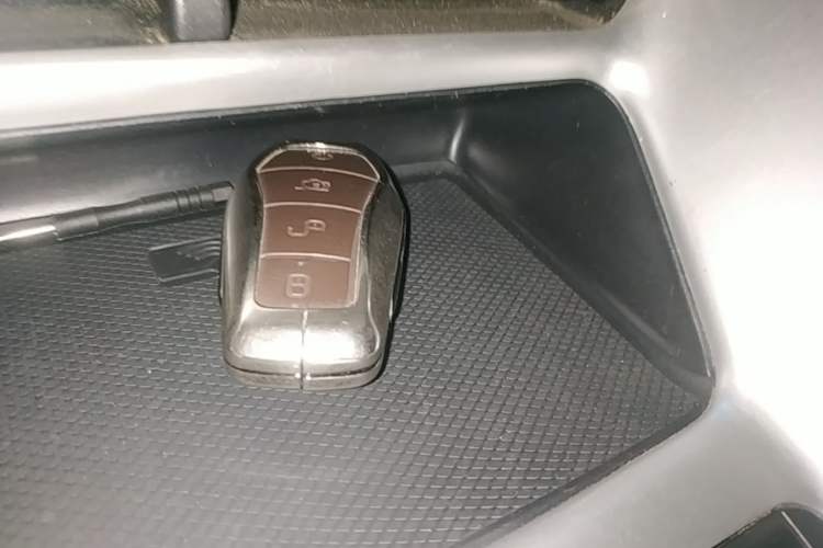 Used BYD Song Pro New Energy 2023 Champion Edition DM-i 110KM Beyond Model Vehicle Key