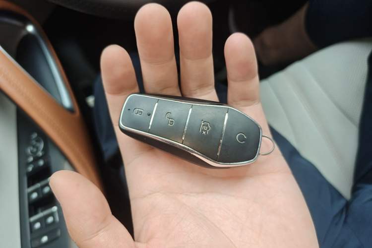 Used BYD Song Pro New Energy 2023 Champion Edition DM-i 110KM Excellence Model Vehicle Key