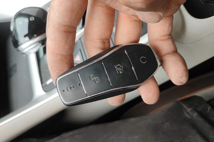 Used BYD Song Pro New Energy 2023 Champion Edition DM-i 110KM Excellence Model Vehicle Key