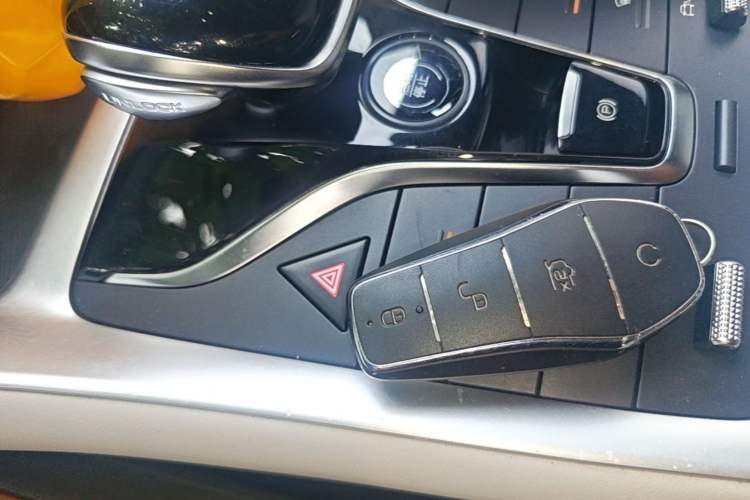 Used BYD Song Pro New Energy 2023 Champion Edition DM-i 71KM Beyond Model Vehicle Key
