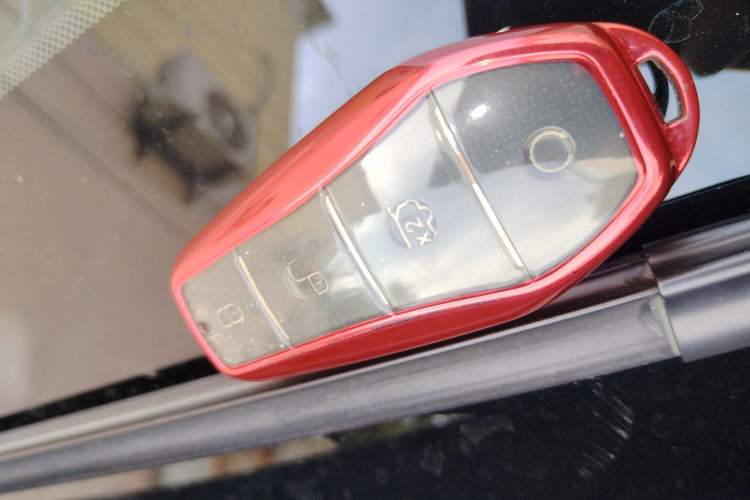 Used BYD Song Pro New Energy 2023 Champion Edition DM-i 110KM Beyond Model Vehicle Key