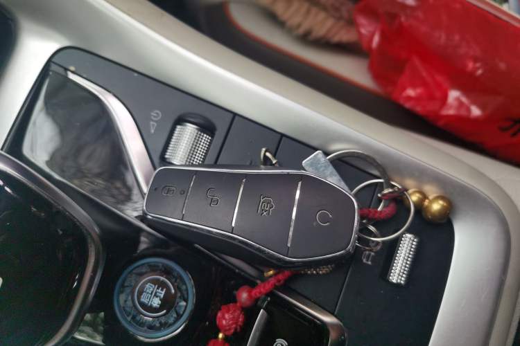 Used BYD Song Pro New Energy 2023 Champion Edition DM-i 71KM Leading Model Vehicle Key