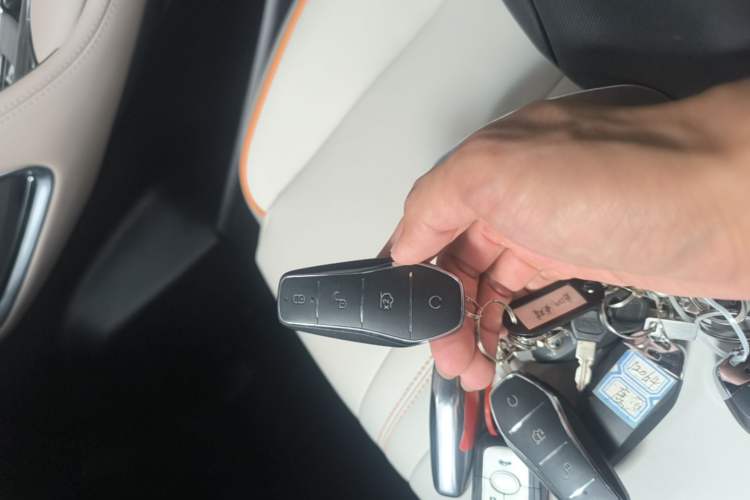 Used BYD Song Pro New Energy 2023 Champion Edition DM-i 110KM Beyond Model Vehicle Key