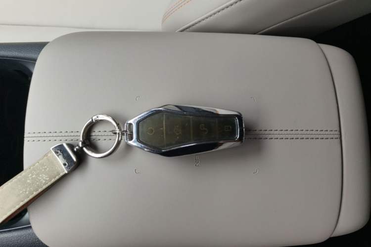 Used BYD Song Pro New Energy 2023 Champion Edition DM-i 71KM Beyond Model Vehicle Key