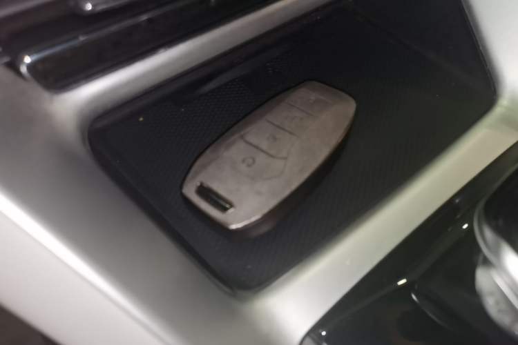 Used BYD Song Pro New Energy 2023 Champion Edition DM-i 110KM Excellence Model Vehicle Key
